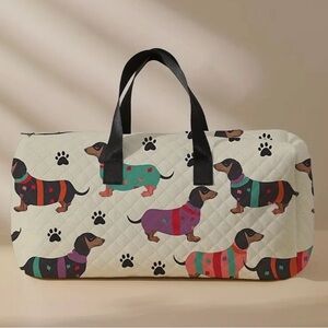 Dachshund Pattern Quilted Duffels Travel Bag - Cream